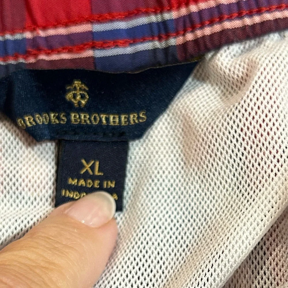 Brooks Brothers Plaid Swim Trunks with Liner XL. Pockets